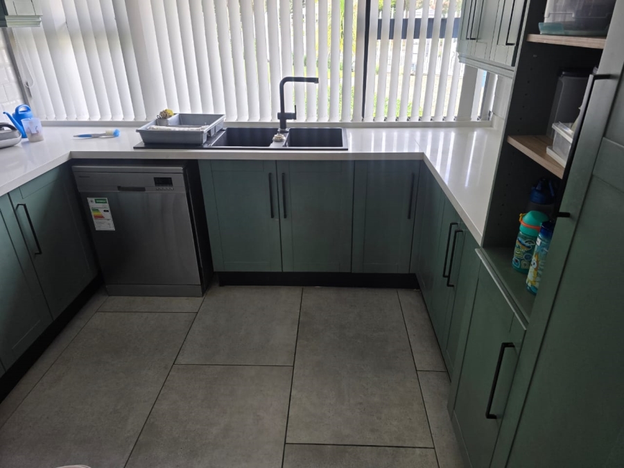 To Let 3 Bedroom Property for Rent in Naudeville Free State